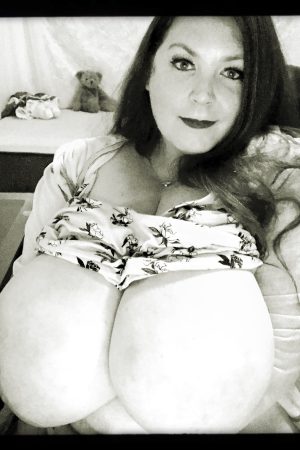 Plaisirs à partager en secret Clémence - rencontre-Milf-Le Cannet